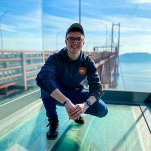 Meet your Posher, Brian